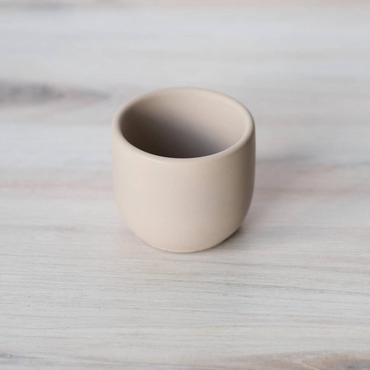 Sandstone Tulip Planter