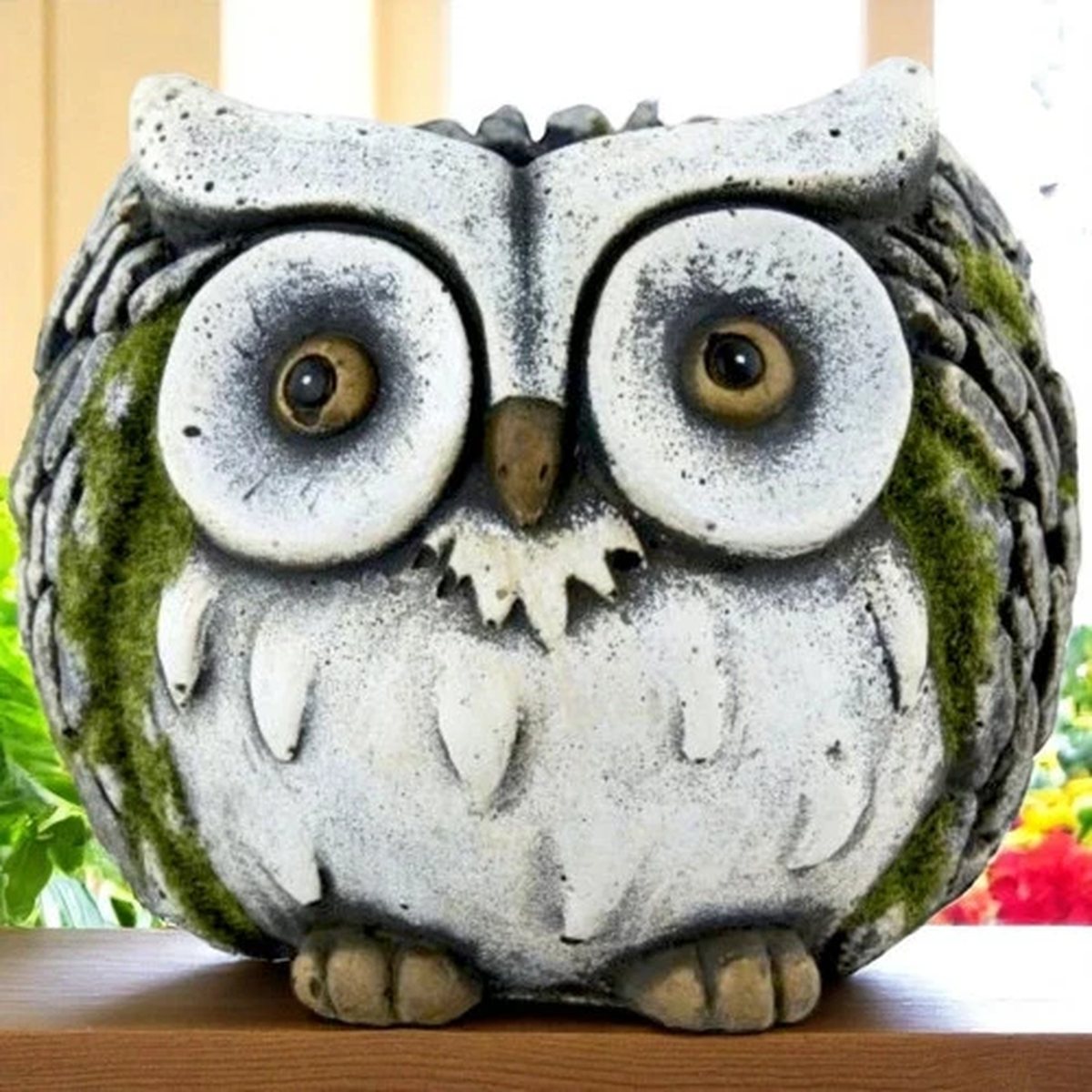 Decorative Owl Plant Pot Cement Garden Ornament Planter 15cm Hole