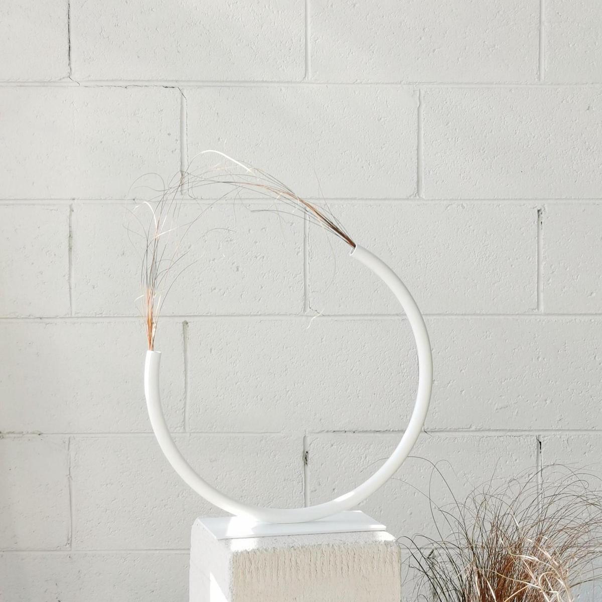 Edging Over Vase in White by Anna Varendorff