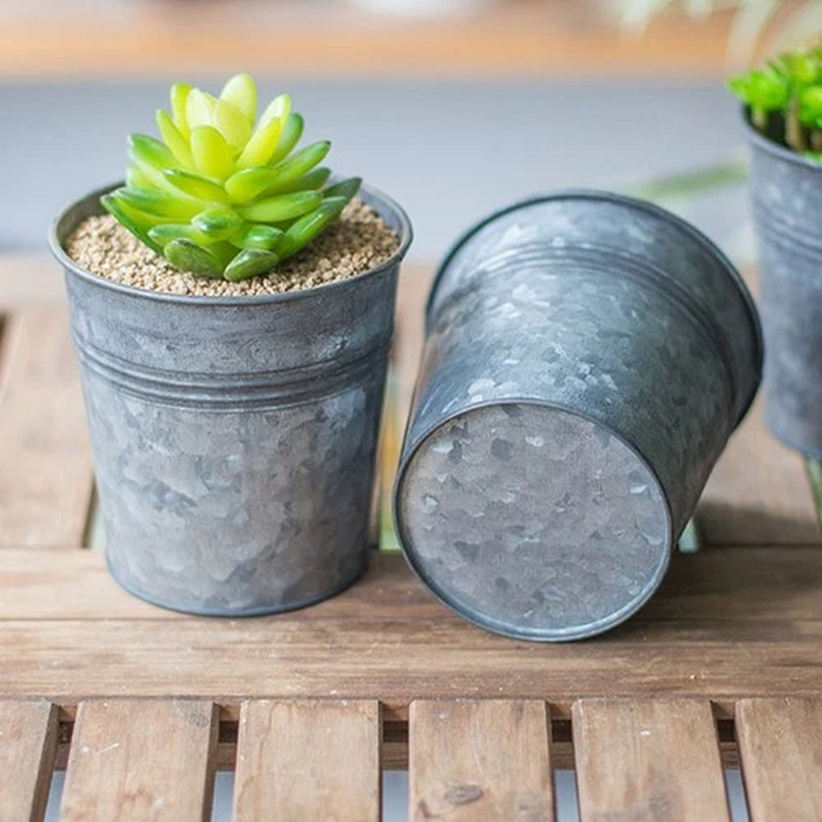 2pcs Retro Flower Pot Bucket Planter Gardening Round Flower Bucket Garden Decor