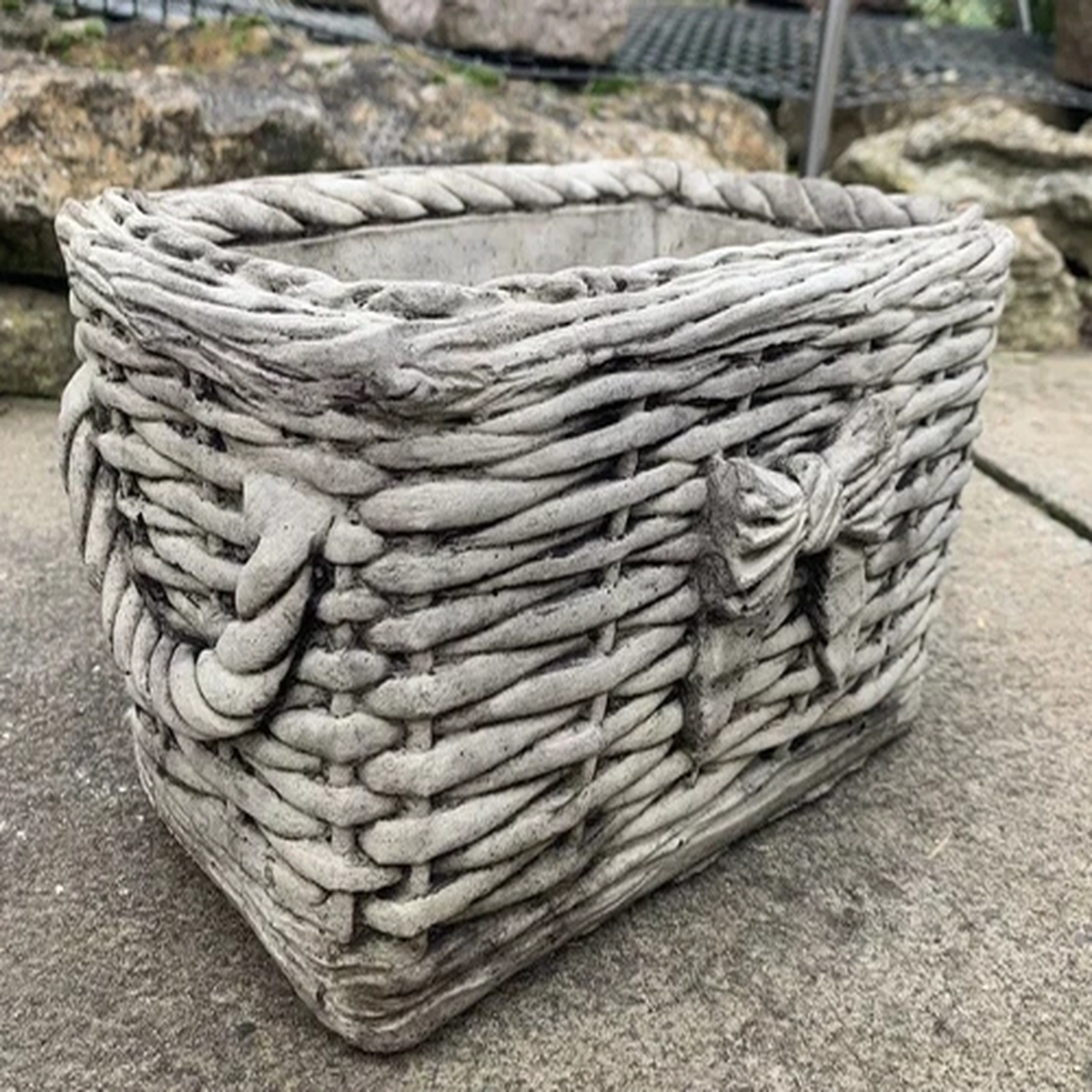 STONE GARDEN WICKER BASKET PLANTER PLANT POT ORNAMENT