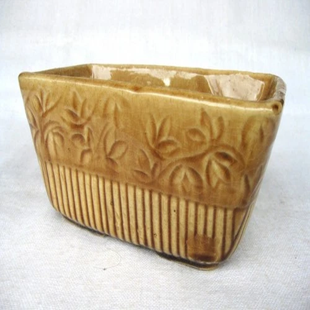 Roseville Flower Pot