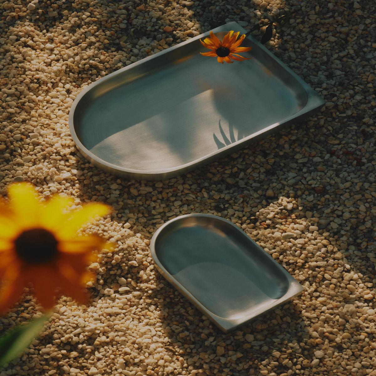 Arc Tray in Cast Aluminium by Lightly
