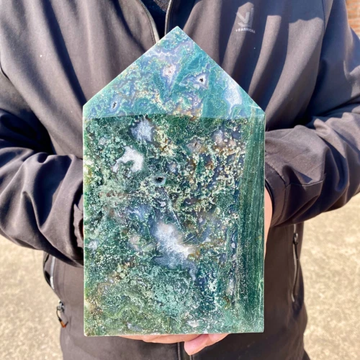 2.8LB  Natural beauty aquatic plants Moss agate obelisk Crystal Reiki -