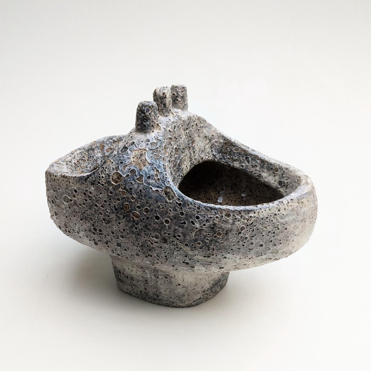 Mars Needs Fang Planter by Buzzby & Fang