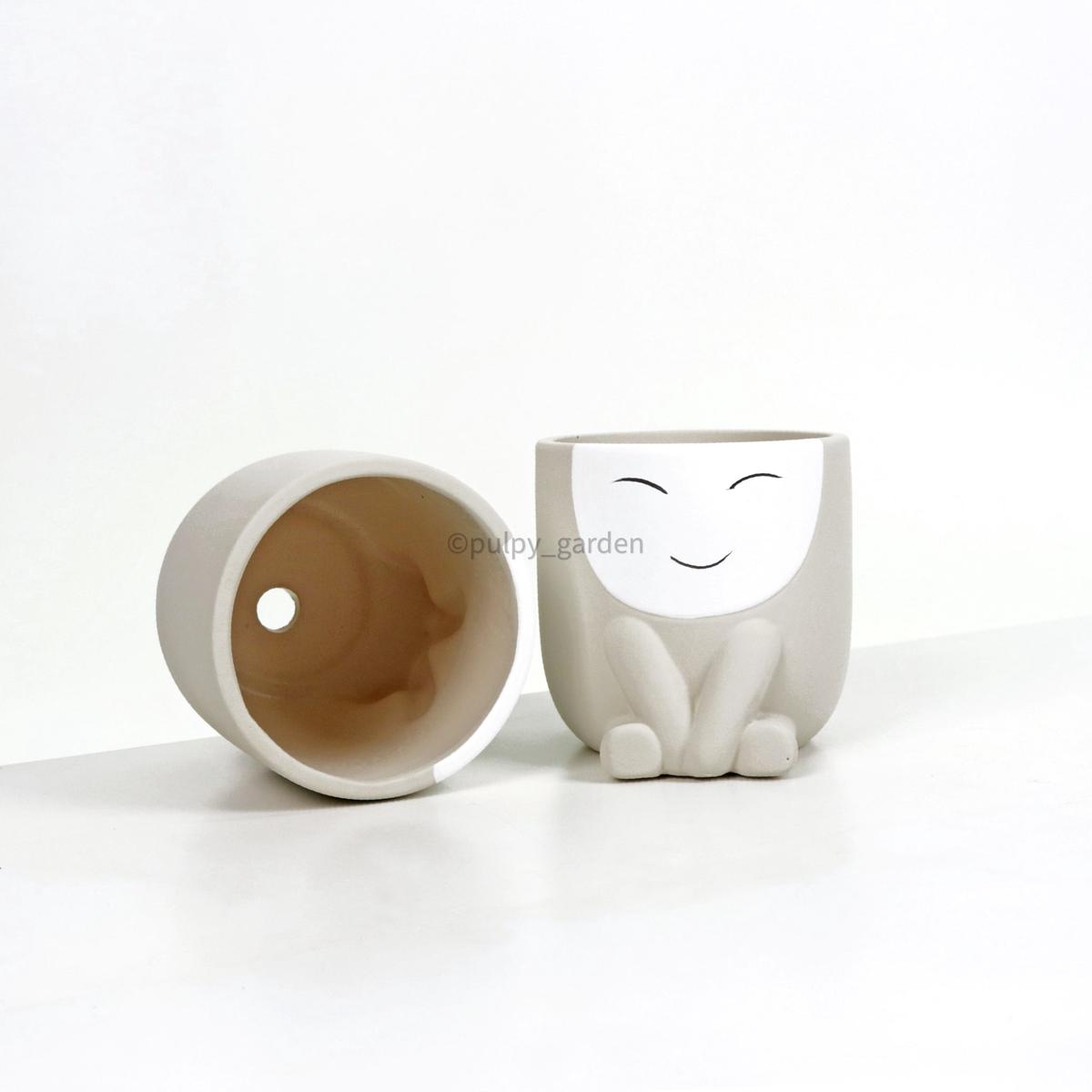 Super Shy Planter without Saucer