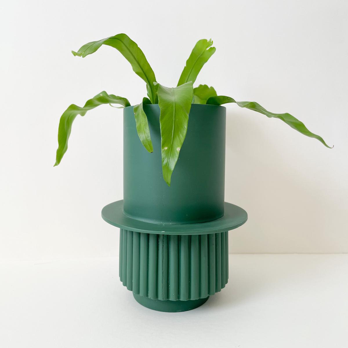 Capra Designs Roma Planter - Emerald