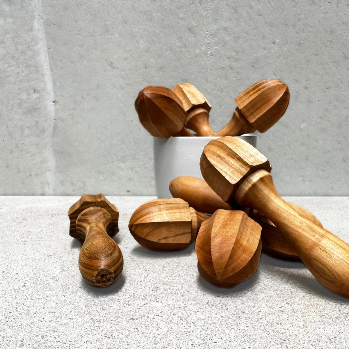 Lemon Reamer in Cherrywood