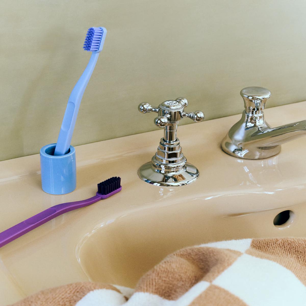Toothbrush Holder by HAY