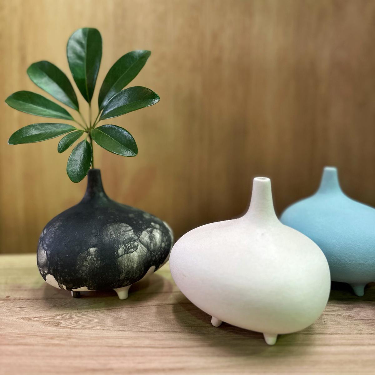 Binter Vase by Buzzby & Fang