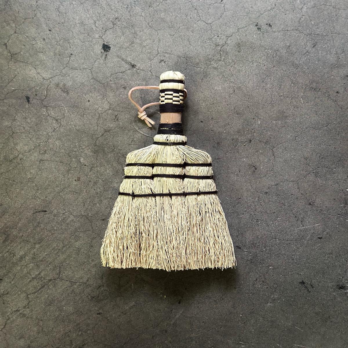 Sorghum Short Small Hand Broom