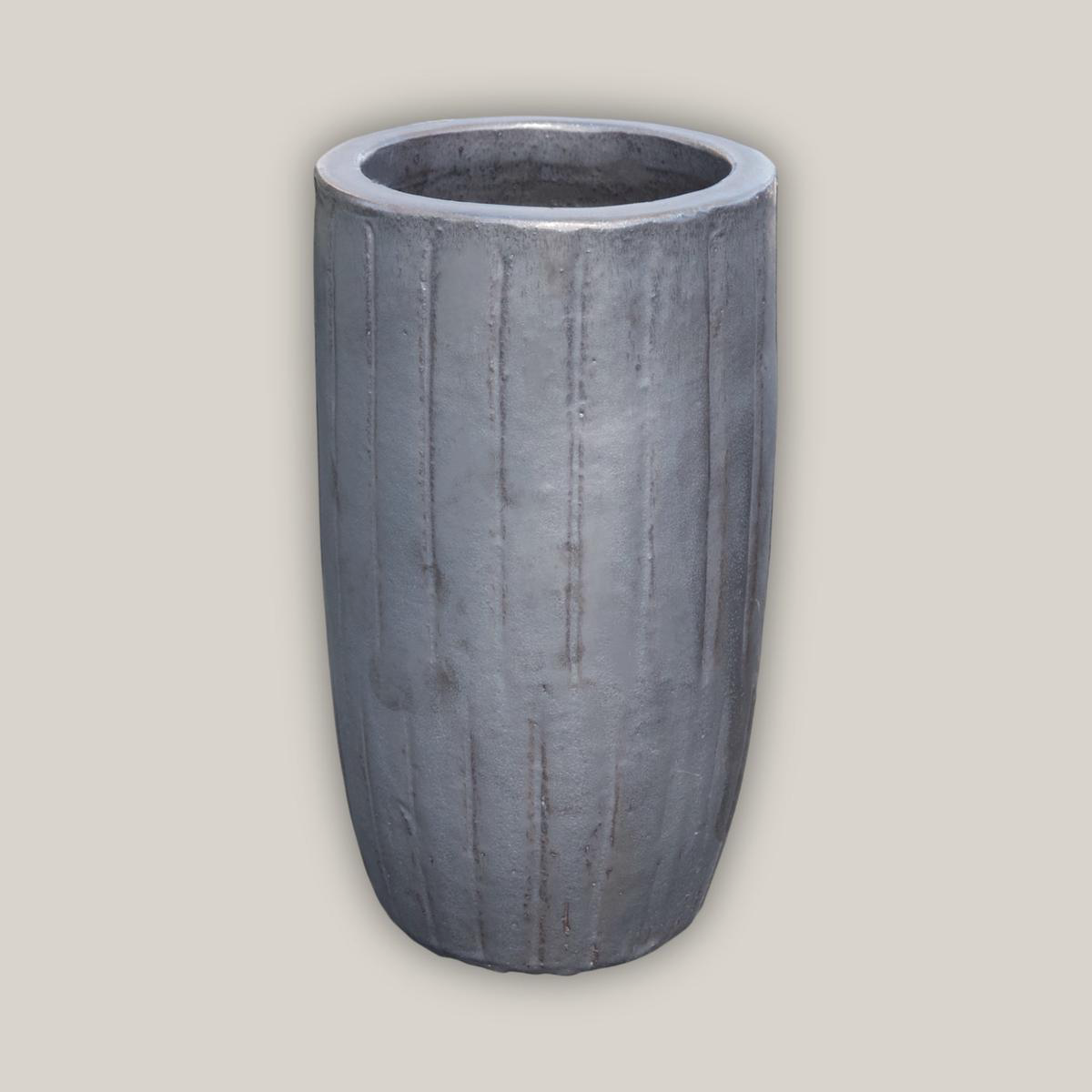 8423N14 8211 Matte Black Vertical Lines Round Ceramic Planter 8211 138221 x 138221 x 228221 Matte Black