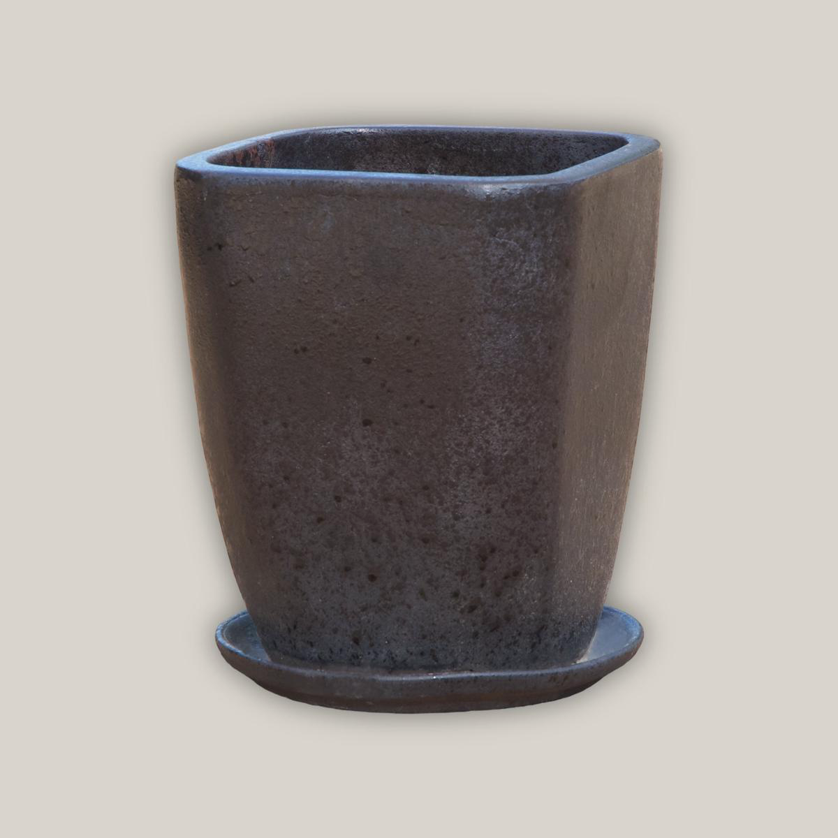 3052L80 8211 Speckled Black Tapered Square Planter with Saucer 8211 98221 x 98221 x 118221