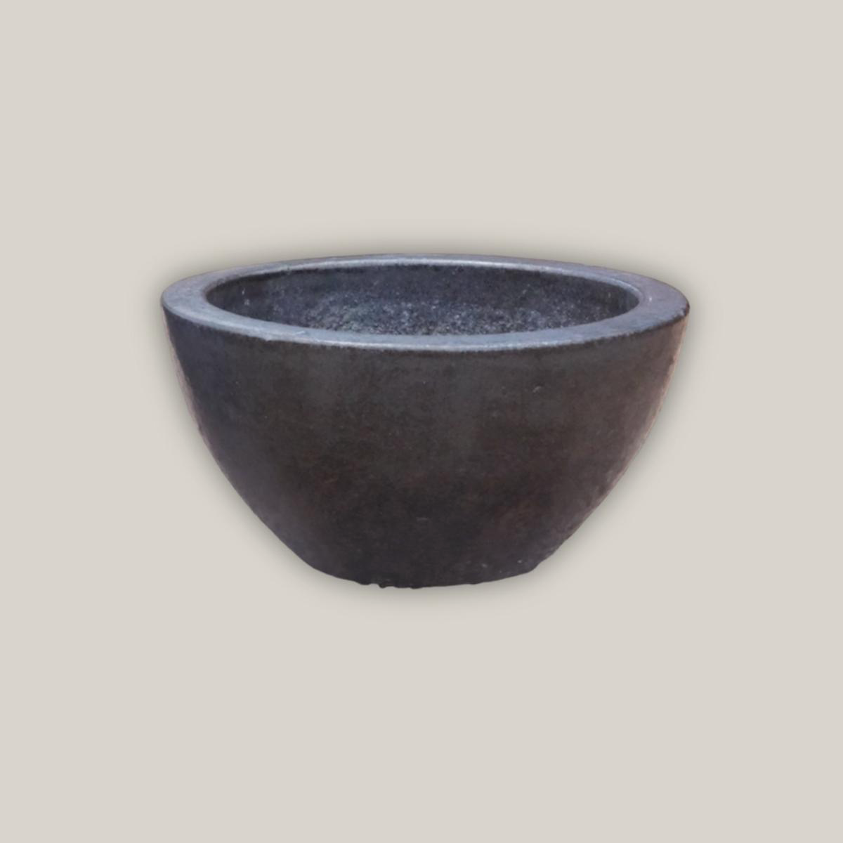 6032H33 8211 Matte Black Wide Succulent Bowl 8211 148221 x 148221 x 78221 Matte Black Ceramic
