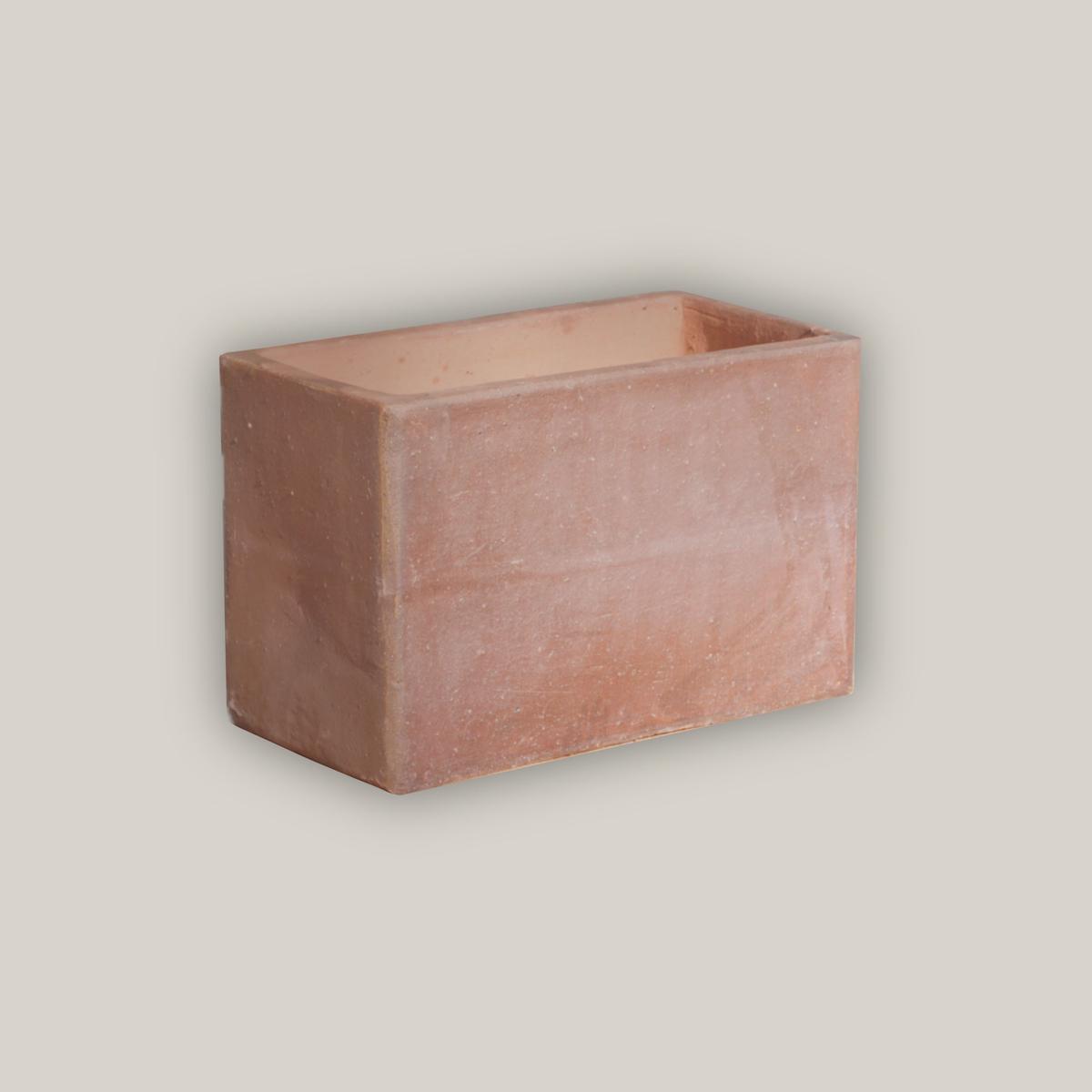 676R14 - Iron Clay Rustic Box Planter - 15" x 8" x 10" | Iron Clay