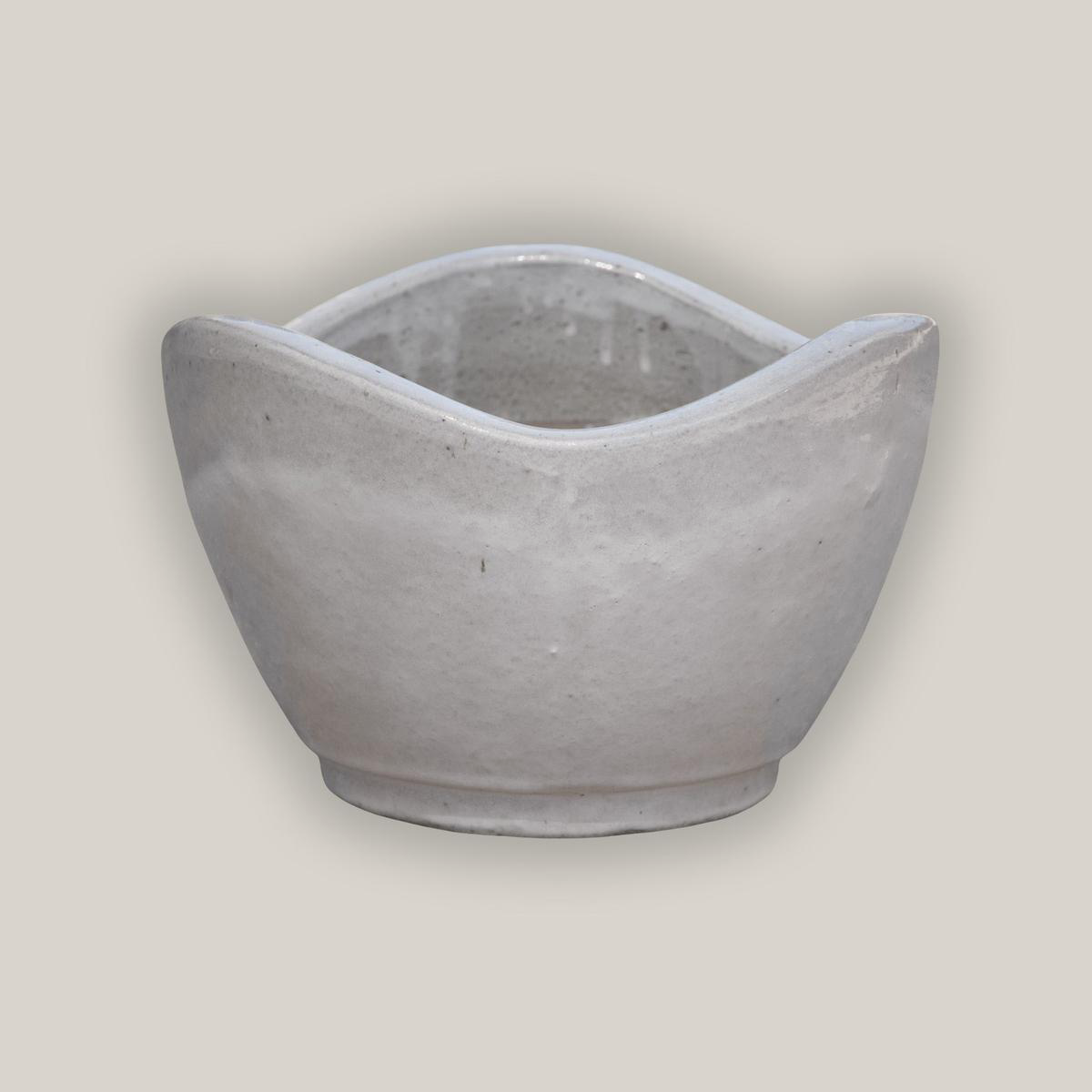 6030H25 8211 White Wavy Rim Low Bowl 8211 218221 x 218221 x 128221 White Ceramic